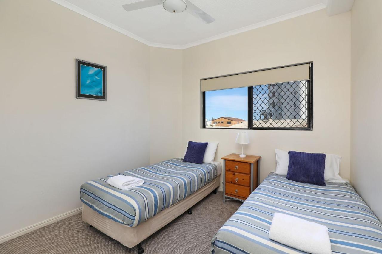Mariners Resort Kings Beach Caloundra Exterior photo