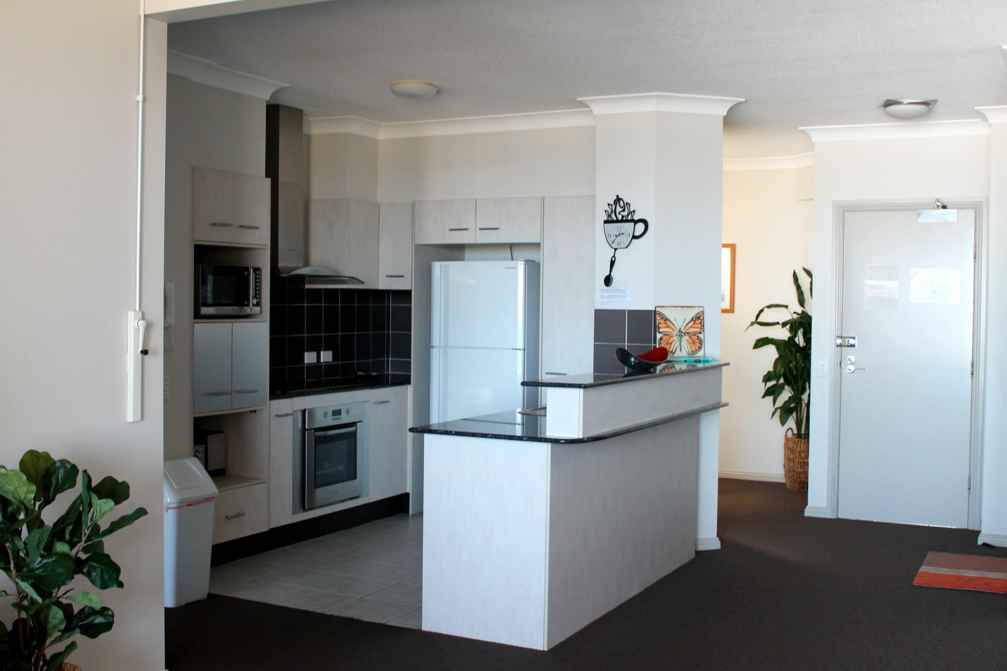 Mariners Resort Kings Beach Caloundra Exterior photo