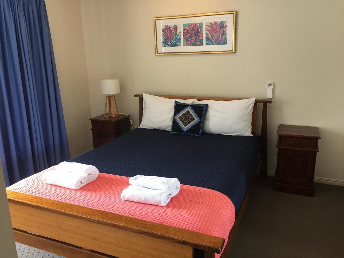 Mariners Resort Kings Beach Caloundra Exterior photo